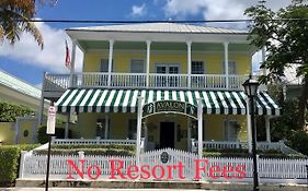 Avalon Bed And Breakfast (Adults Only)